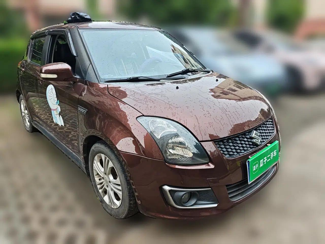 Suzuki Swift 2014 1.5L Automatic Fashion Edition — миниатюра 3
