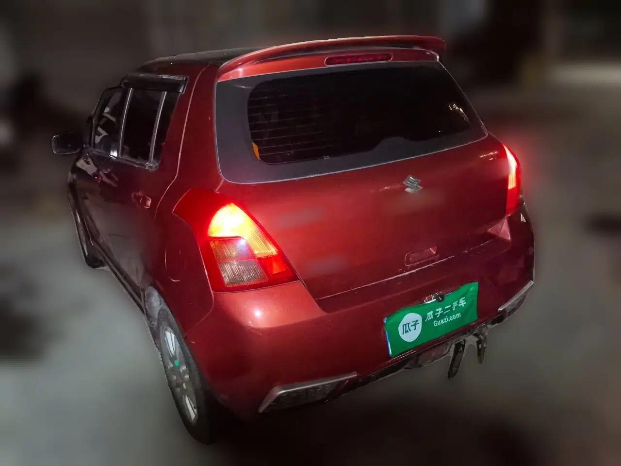 Suzuki Swift 2013 1.3L Manual Value Edition — миниатюра 4