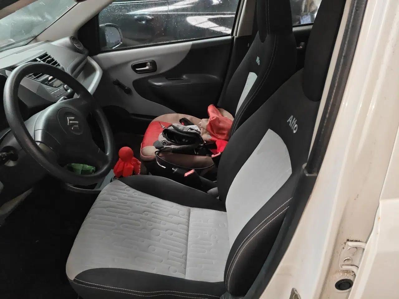 Suzuki Alto 2013 1.0L Manual Utility Model — миниатюра 16