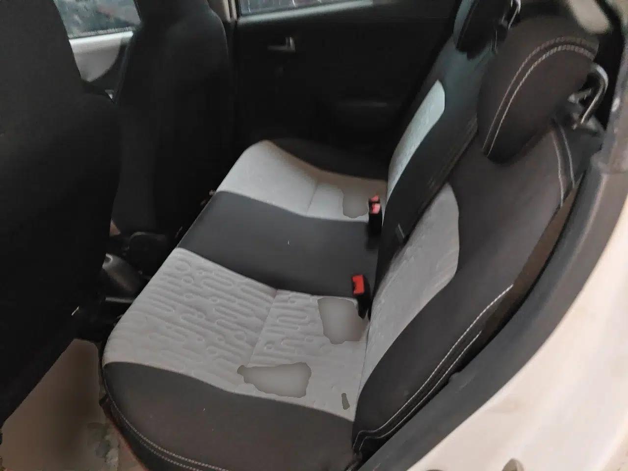 Suzuki Alto 2013 1.0L Manual Utility Model — миниатюра 18