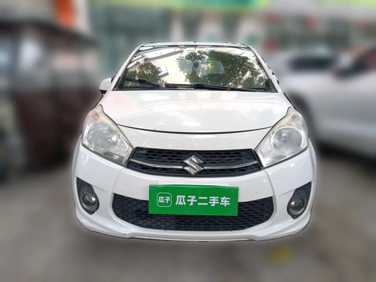 Suzuki Alto 2013 1.0L Manual Luxury Model — миниатюра 2