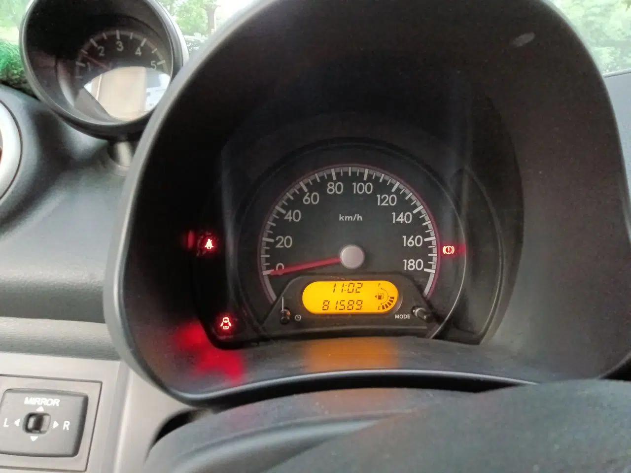 Suzuki Alto 2013 1.0L Manual Luxury Model — миниатюра 12