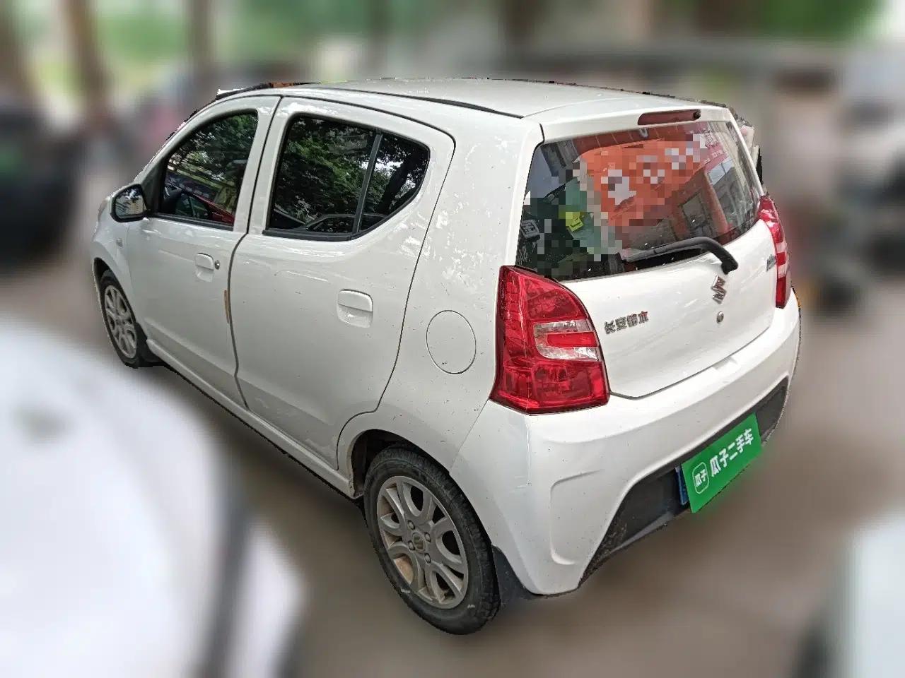 Suzuki Alto 2013 1.0L Manual Luxury Model — миниатюра 4