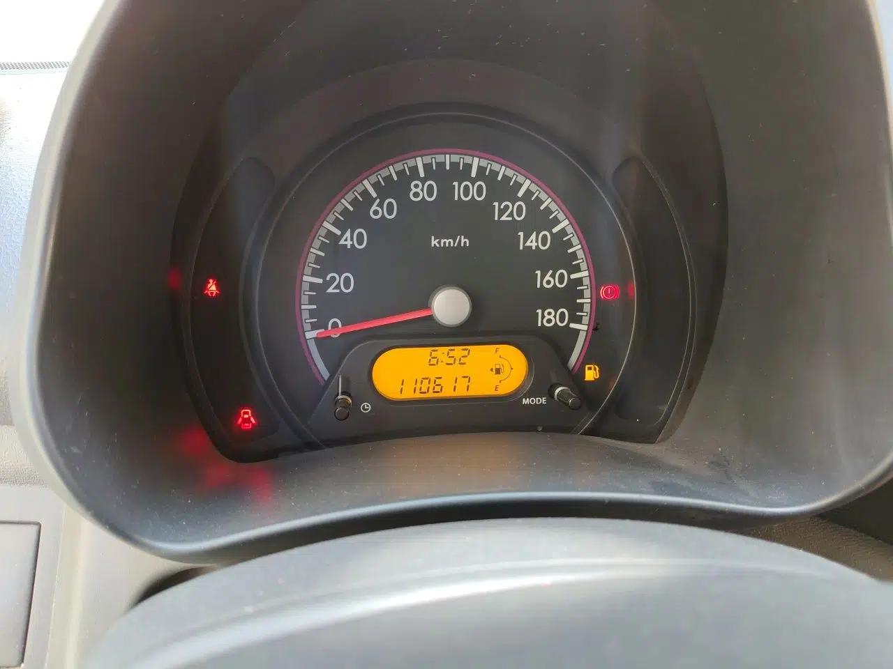Suzuki Alto 2013 Revised Version 1.0L Manual Comfort Edition — миниатюра 12
