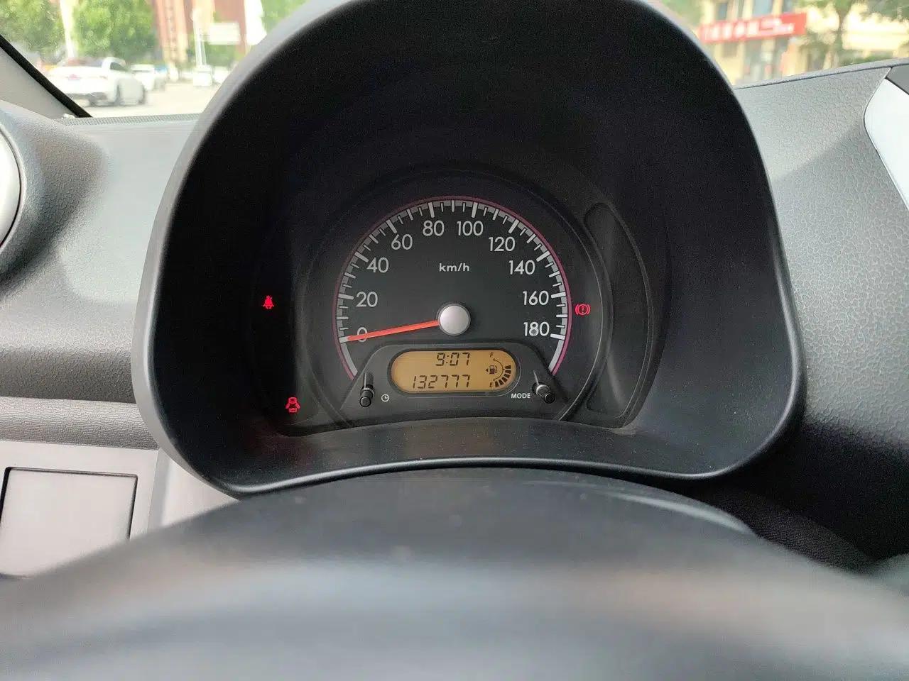 Suzuki Alto 2013 Revised Version 1.0L Manual Comfort Edition — миниатюра 12