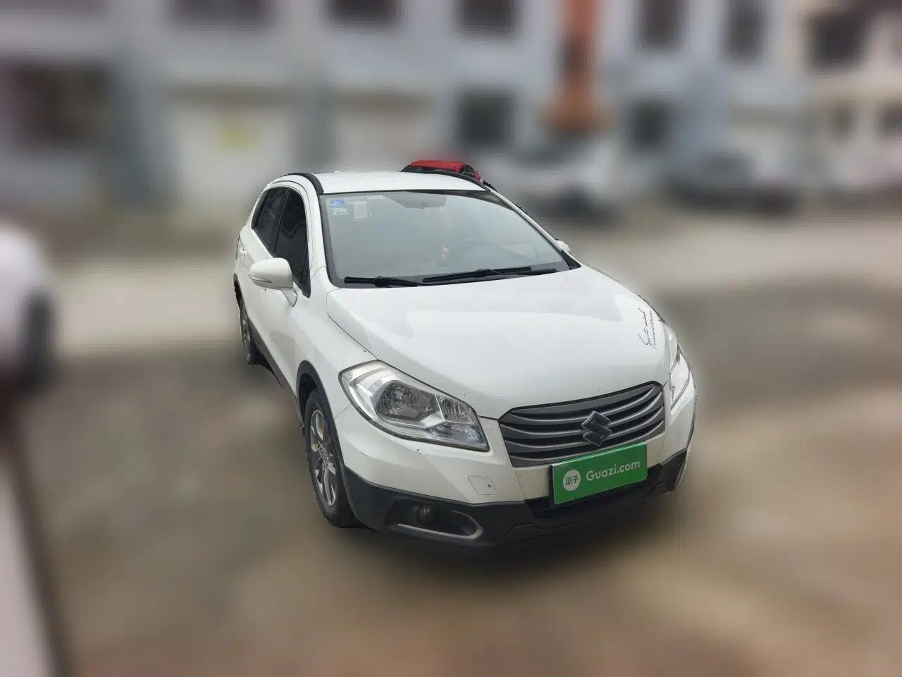 Suzuki S-Cross 2014 1.6L CVT Two-Wheel Drive Entry Model — миниатюра 3