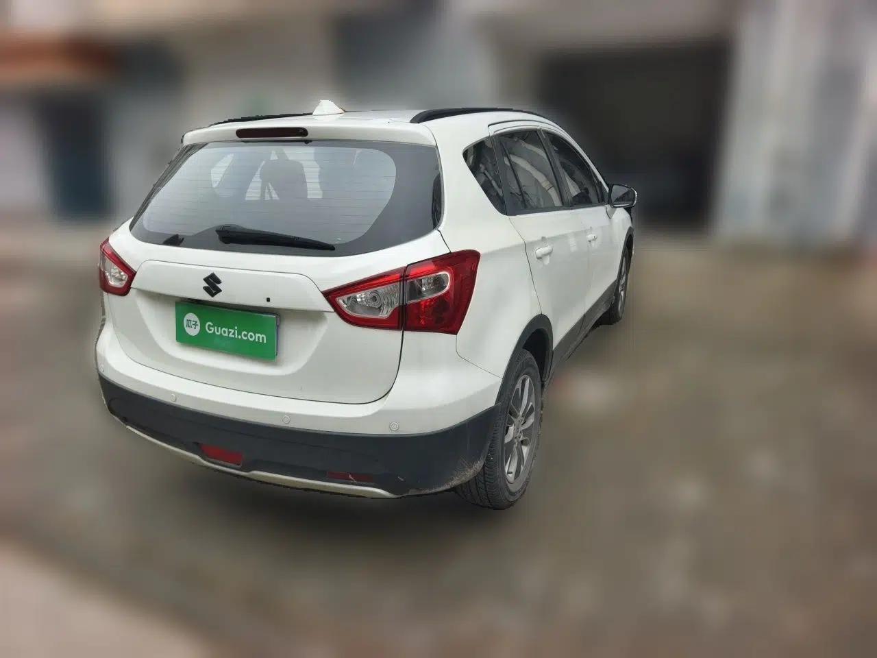 Suzuki S-Cross 2014 1.6L CVT Two-Wheel Drive Entry Model — миниатюра 6