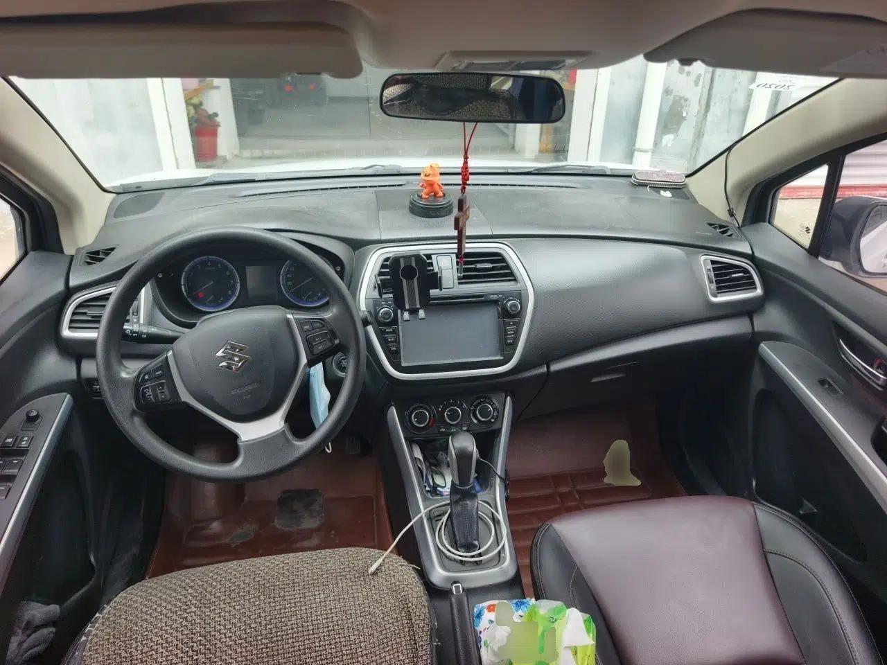 Suzuki S-Cross 2014 1.6L CVT Two-Wheel Drive Entry Model — миниатюра 10