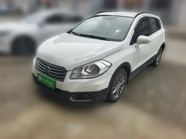 Suzuki S-Cross 2014 1.6L CVT Two-Wheel Drive Entry Model