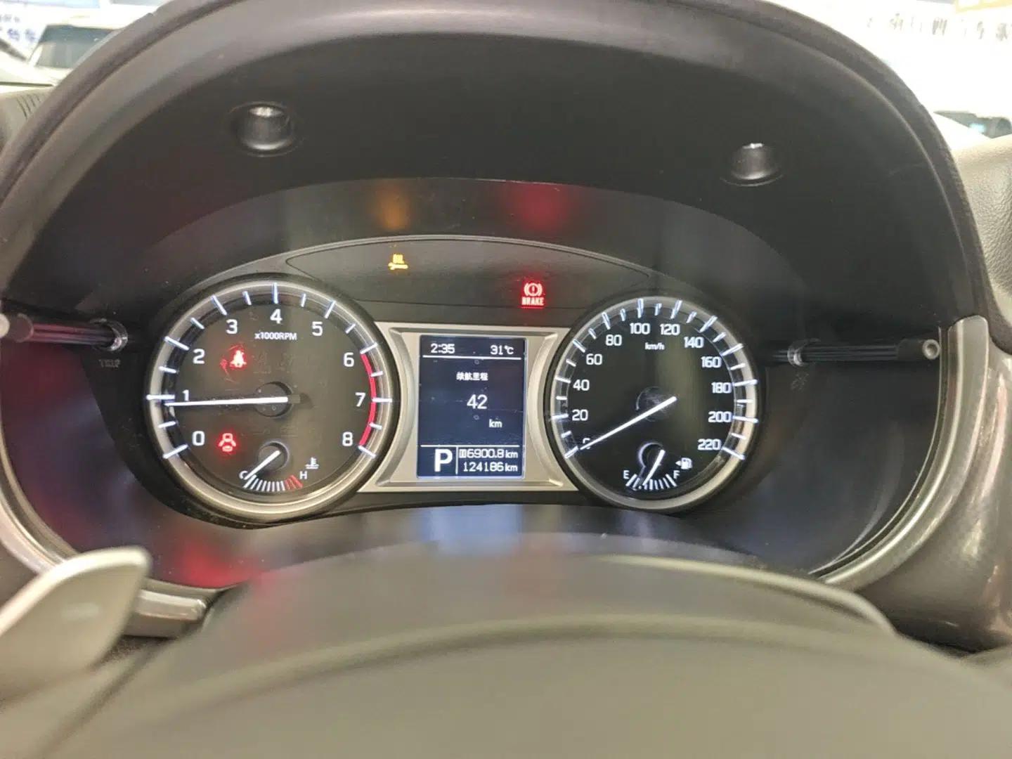 Suzuki Vitara 2016 1.4T Automatic Two-Wheel Drive Luxury Version — миниатюра 15