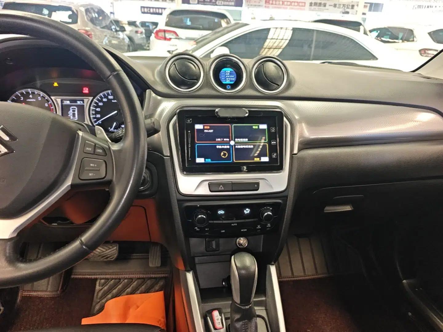 Suzuki Vitara 2016 1.4T Automatic Two-Wheel Drive Luxury Version — миниатюра 16