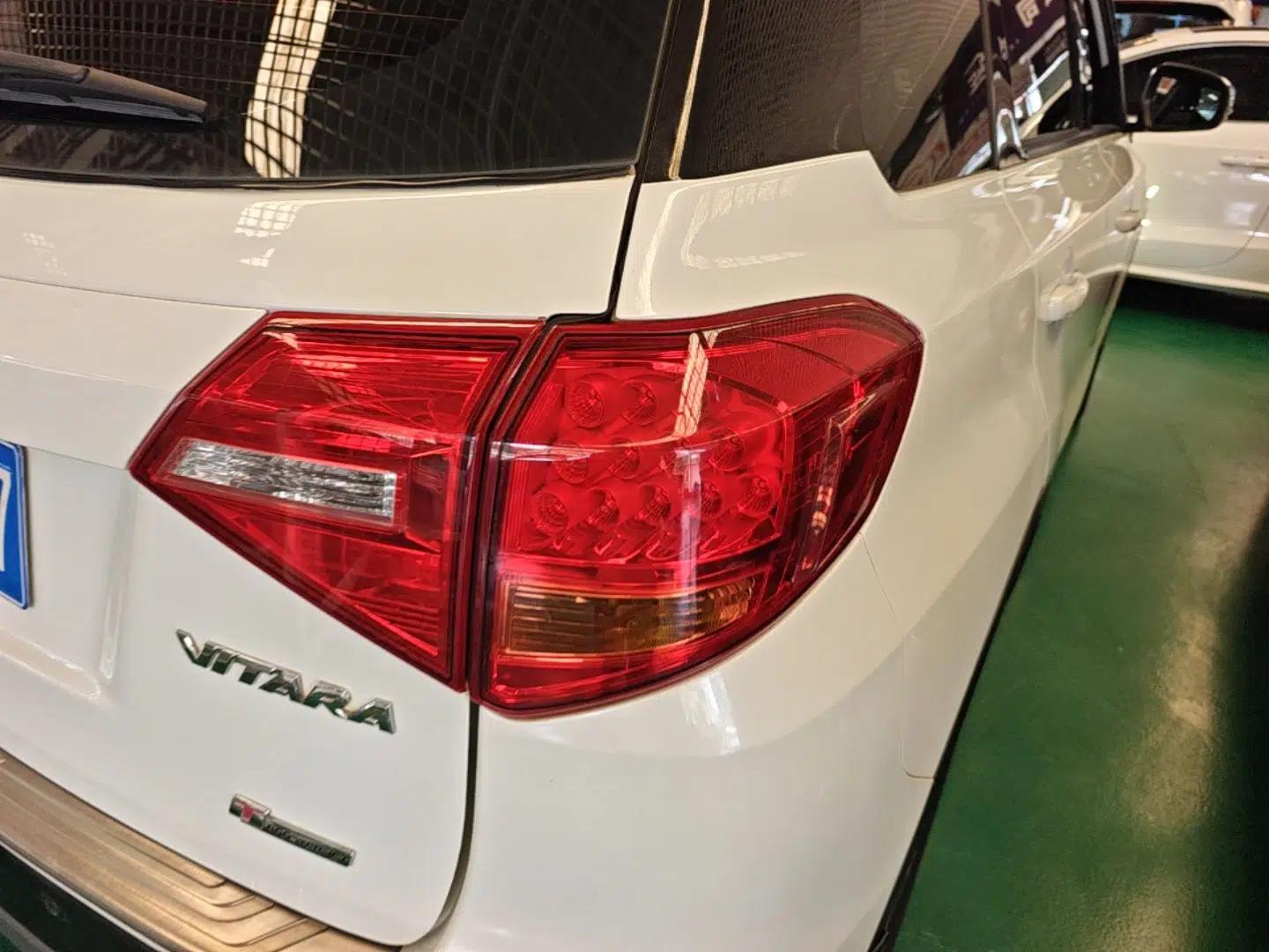 Suzuki Vitara 2016 1.4T Automatic Two-Wheel Drive Luxury Version — миниатюра 7