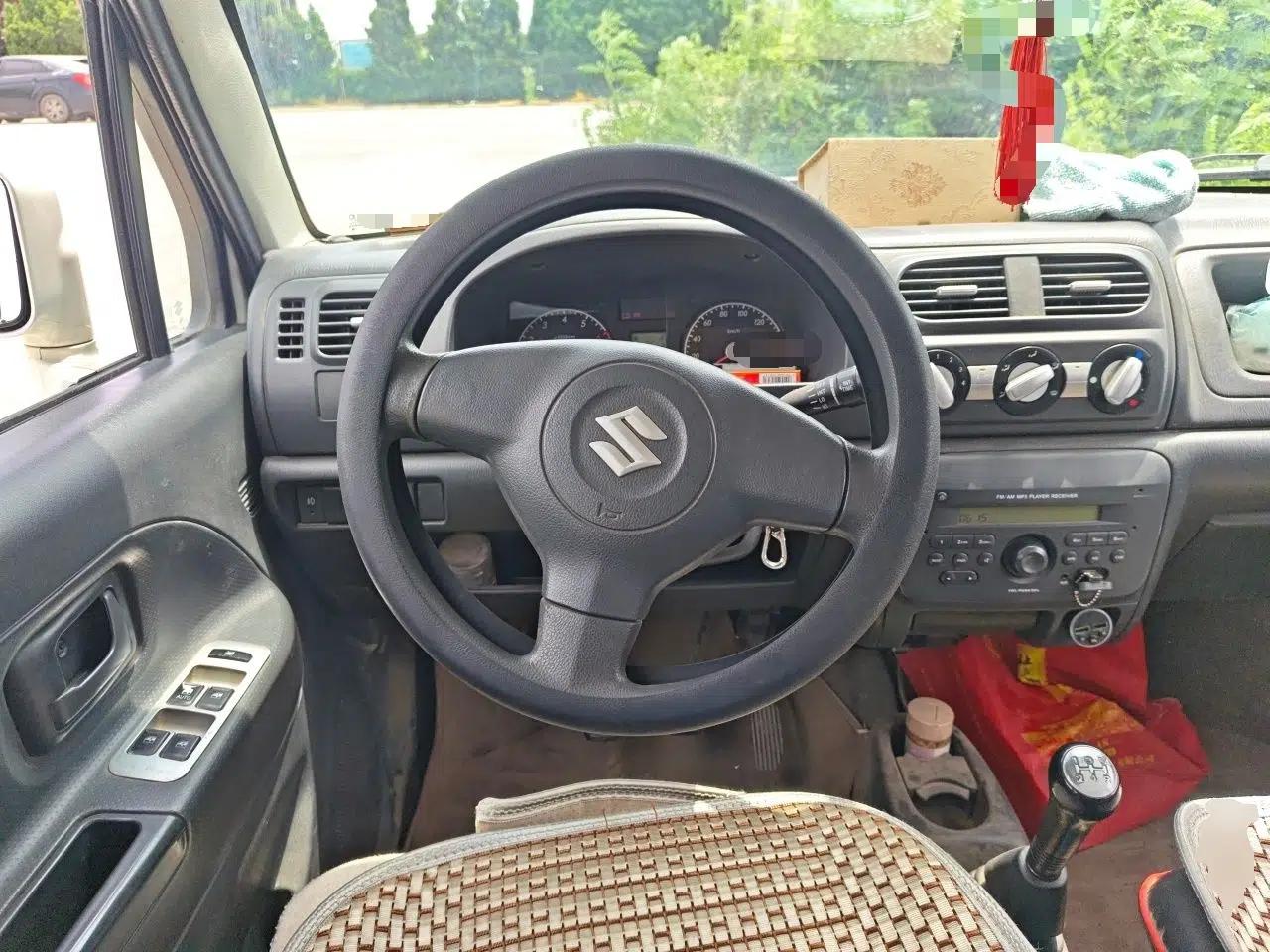 Suzuki Wagon R 2016 1.4L Manual Value Model — миниатюра 11