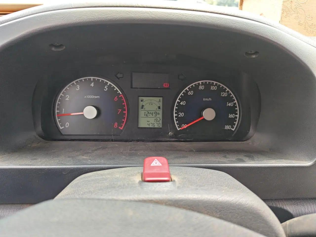 Suzuki Wagon R 2016 1.4L Manual Value Model — миниатюра 12