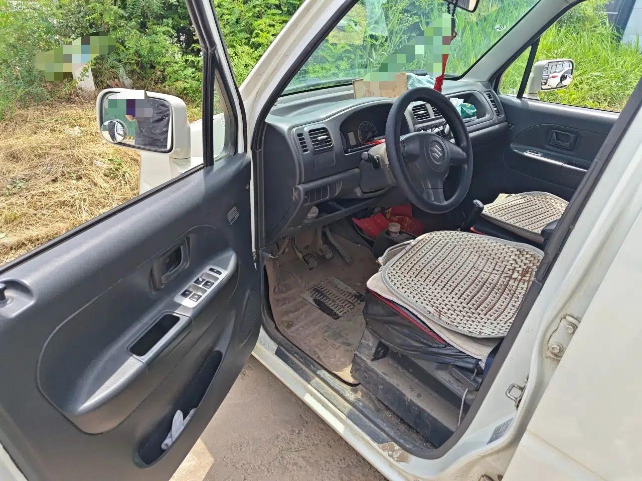 Suzuki Wagon R 2016 1.4L Manual Value Model — миниатюра 17