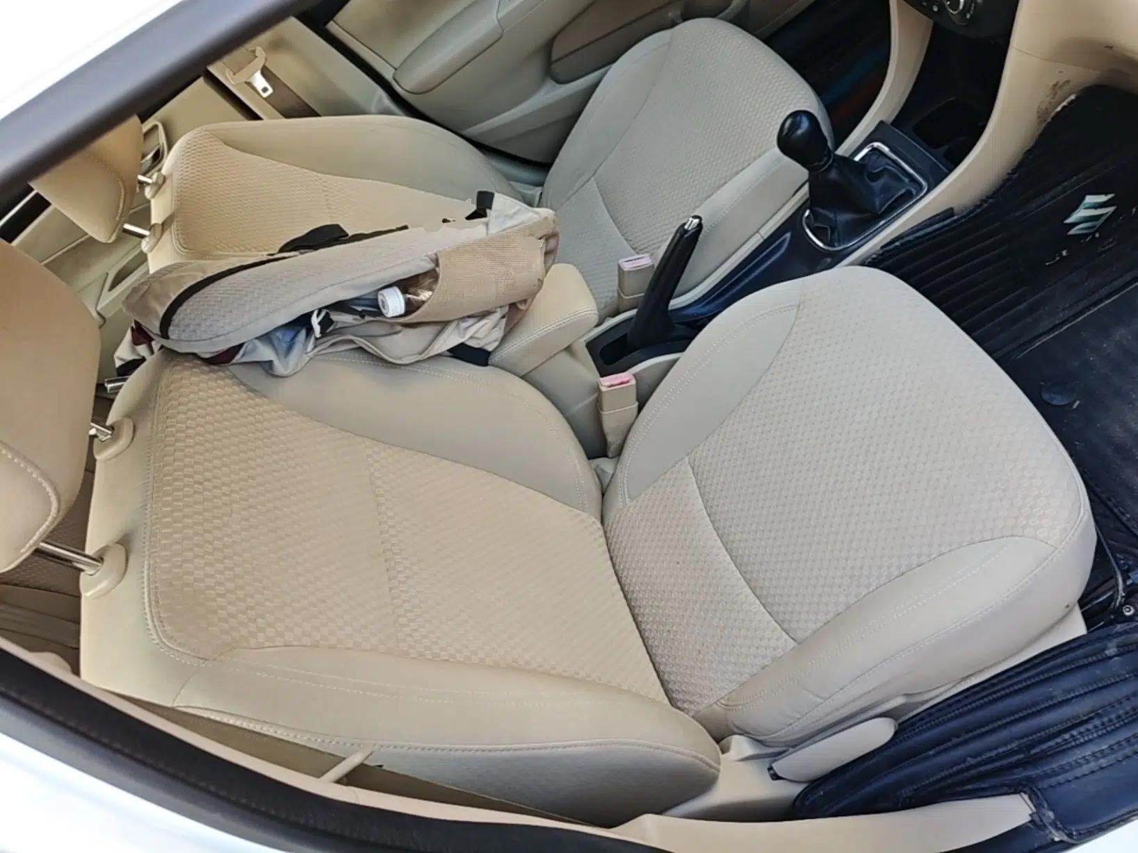 Suzuki Alivio 2015 1.6L Manual Comfort Model — миниатюра 23