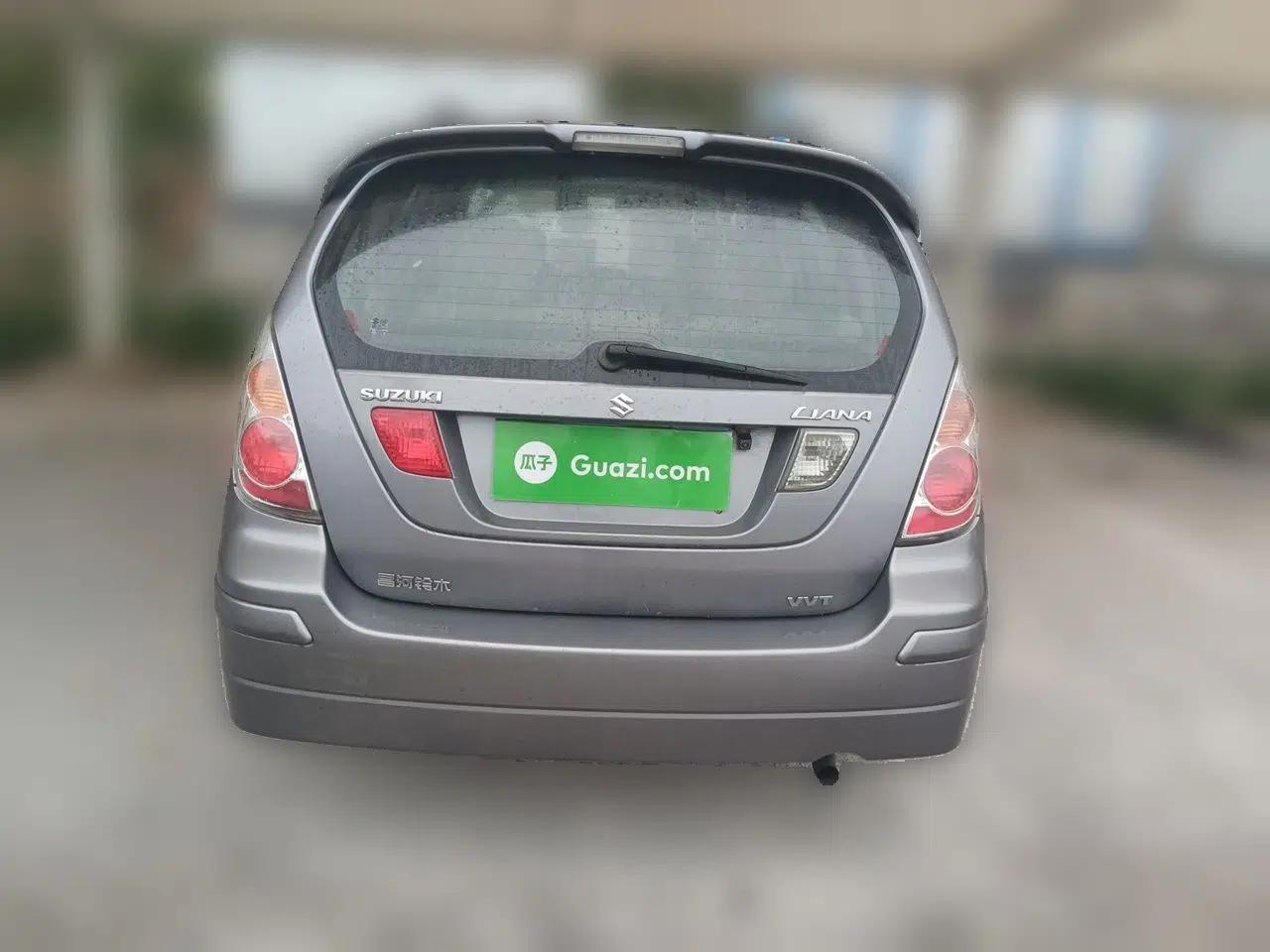 Suzuki Liana 2012 Hatchback 1.6L Automatic Special Edition — миниатюра 5