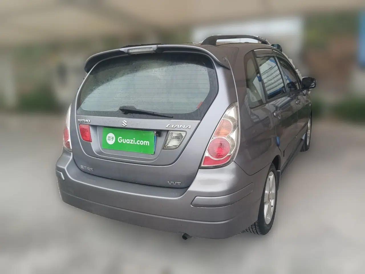 Suzuki Liana 2012 Hatchback 1.6L Automatic Special Edition — миниатюра 6