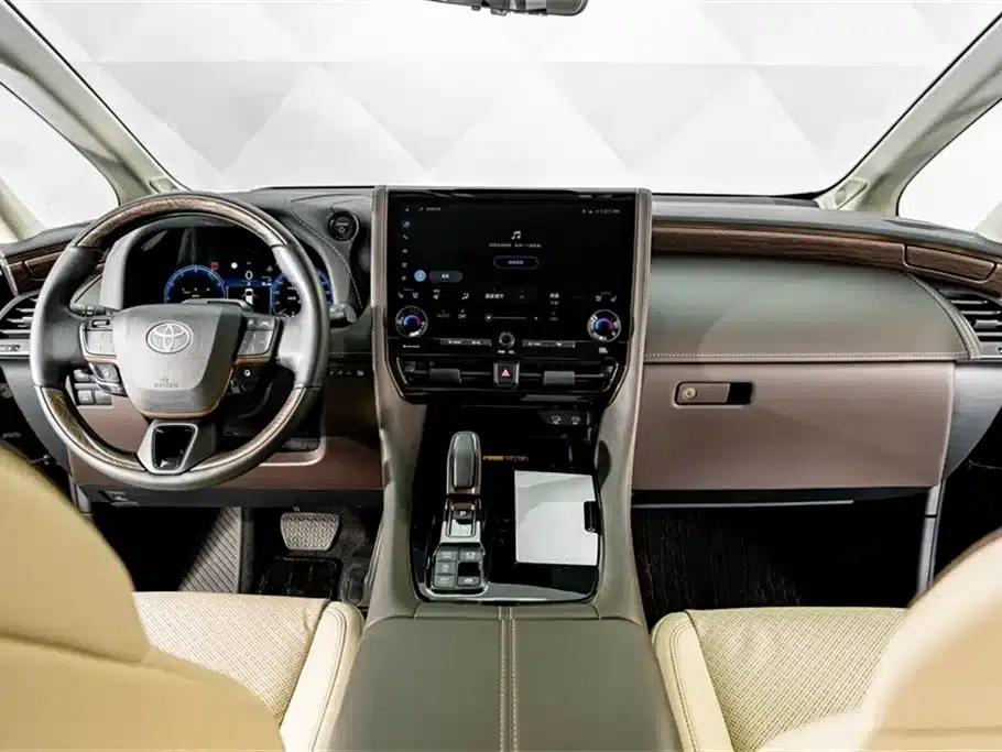 2024 Alphard Hybrid 2.5L Premium Edition — миниатюра 13