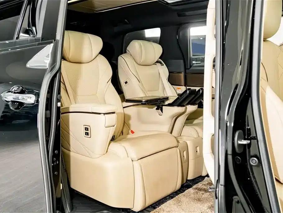 2024 Alphard Hybrid 2.5L Premium Edition — миниатюра 25