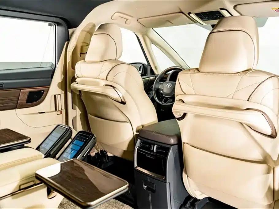 2024 Alphard Hybrid 2.5L Premium Edition — миниатюра 28