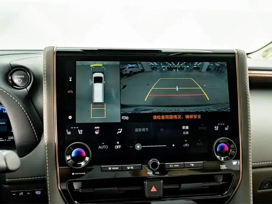 2024 Alphard Hybrid 2.5L Premium Edition — миниатюра 8