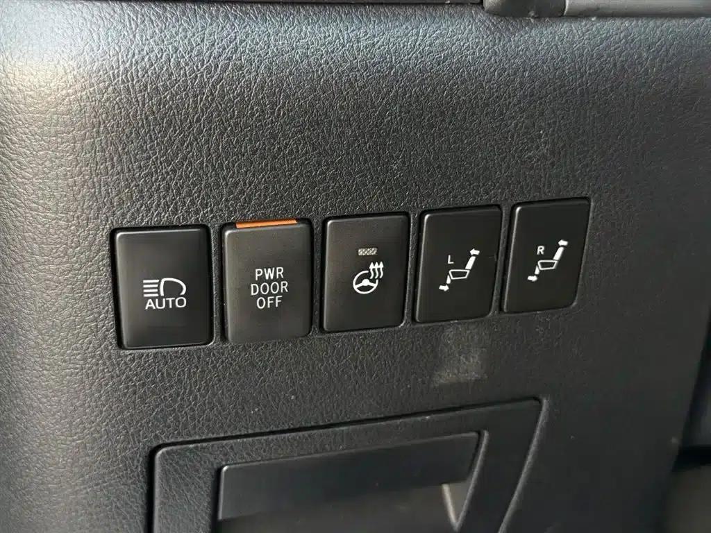 2020 Alphard Hybrid 2.5L Premium Edition — миниатюра 16
