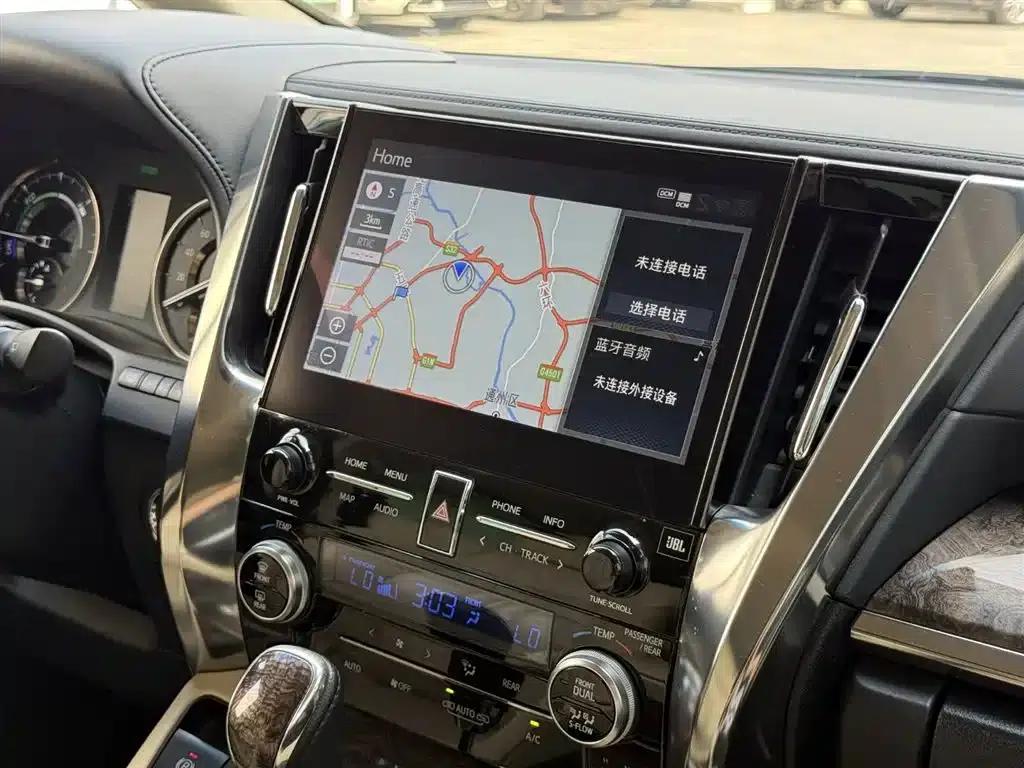 2020 Alphard Hybrid 2.5L Premium Edition — миниатюра 25
