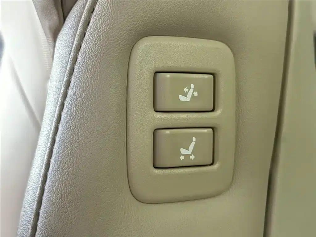 2020 Alphard Hybrid 2.5L Premium Edition — миниатюра 33