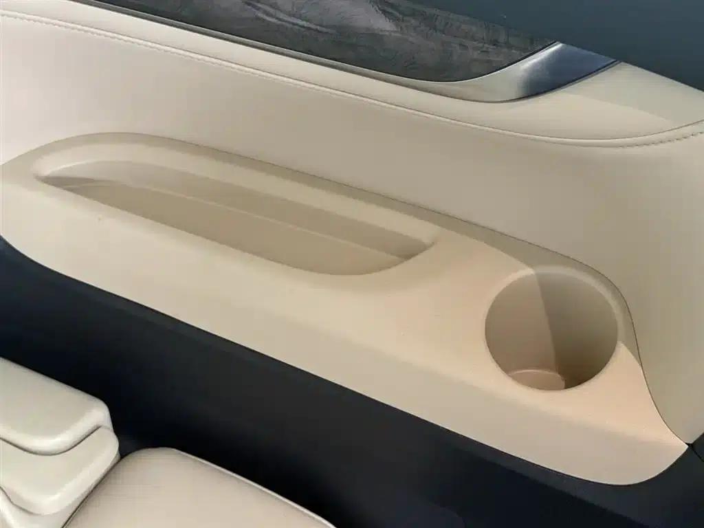 2020 Alphard Hybrid 2.5L Premium Edition — миниатюра 45