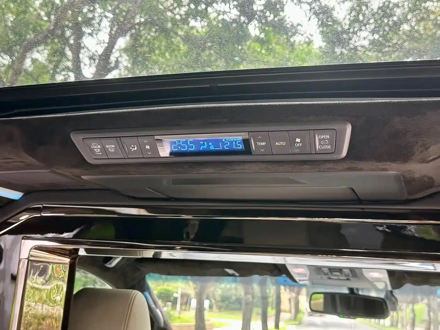 2018 Alphard Facelift 3.5L Premium Edition — миниатюра 11