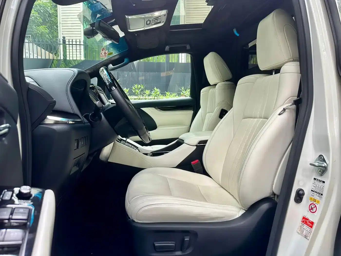 2018 Alphard Facelift 3.5L Premium Edition — миниатюра 4