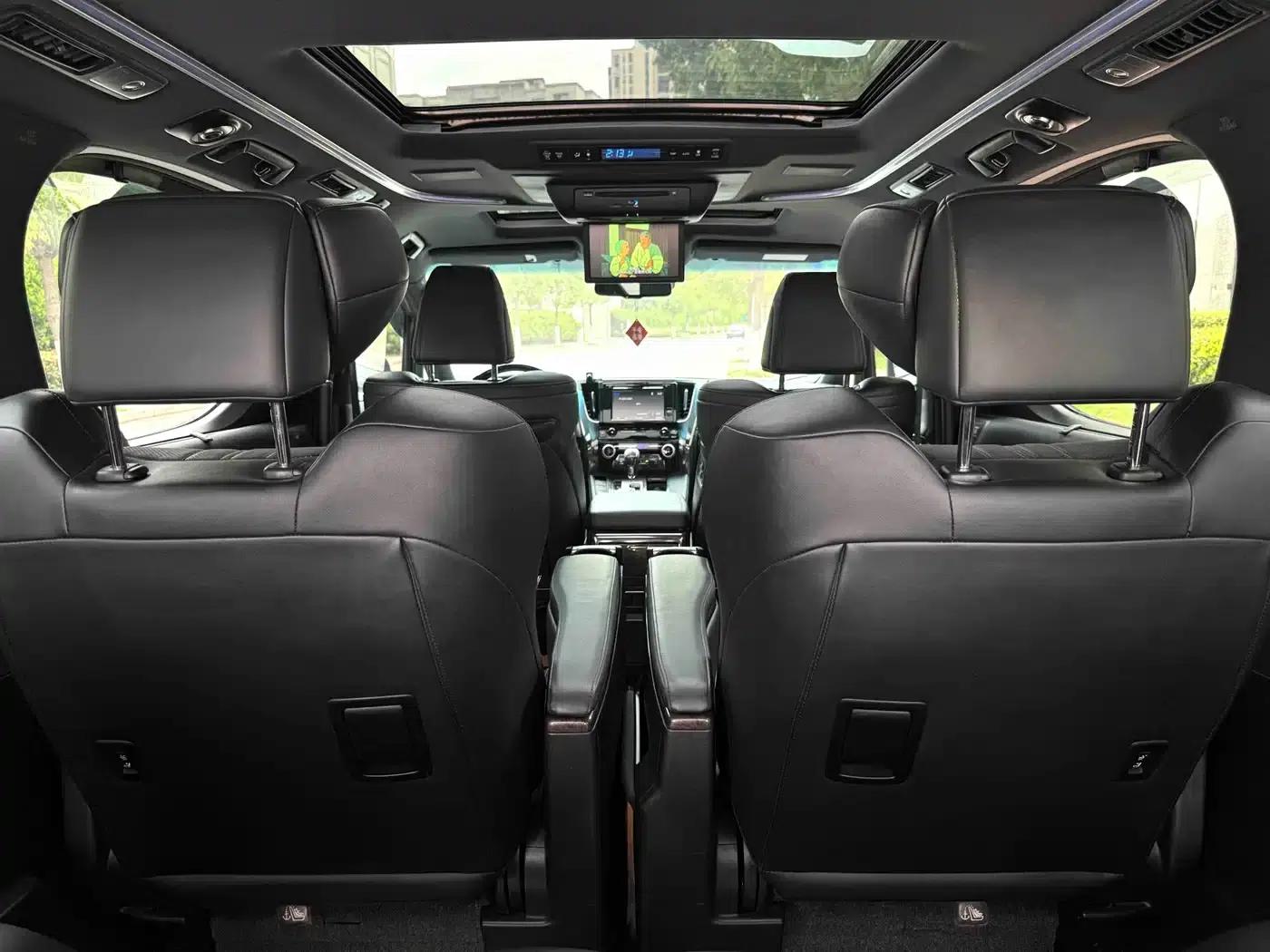 2018 Alphard Facelift 3.5L Premium Edition — миниатюра 4