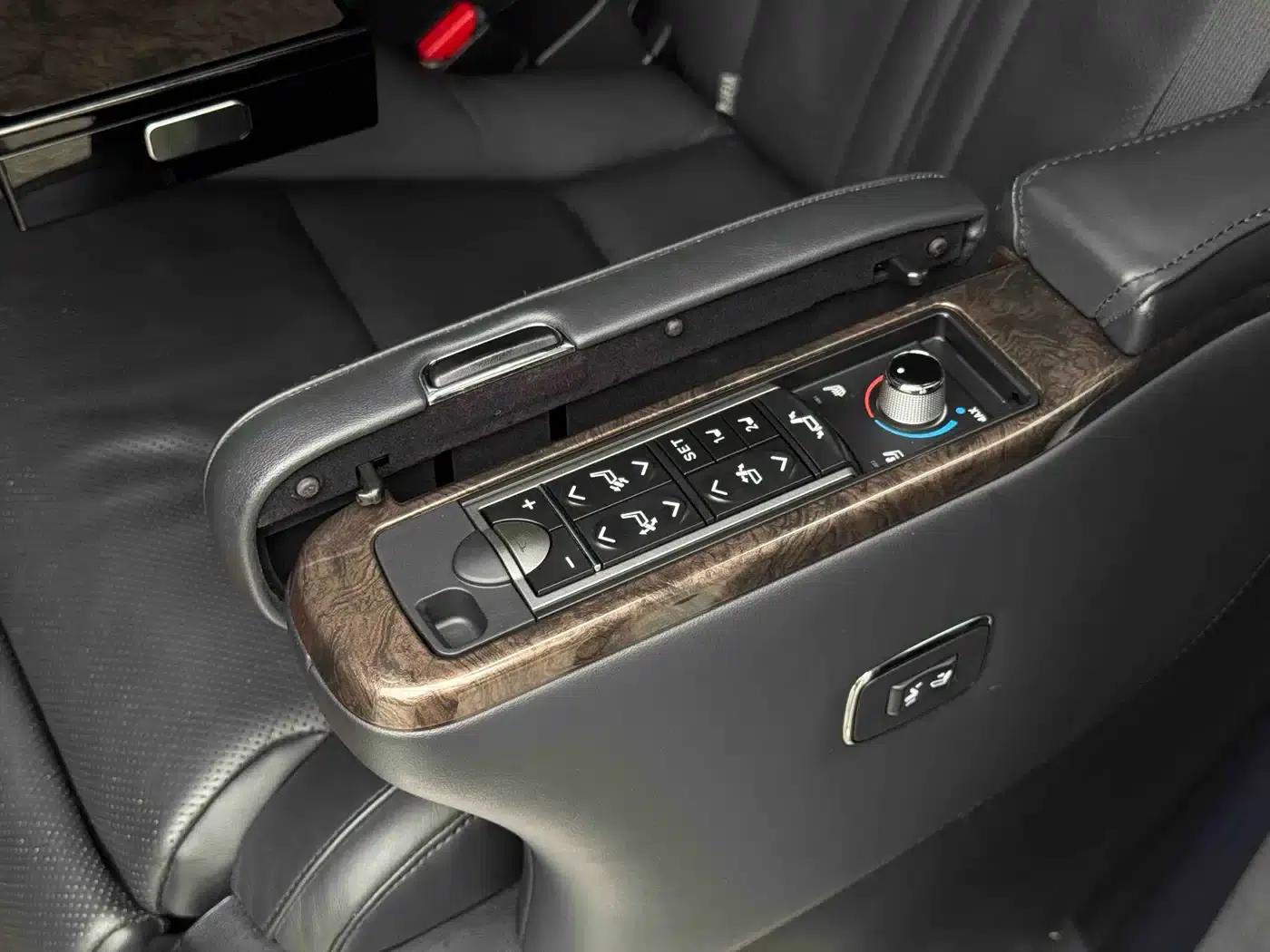 2018 Alphard Facelift 3.5L Premium Edition — миниатюра 9