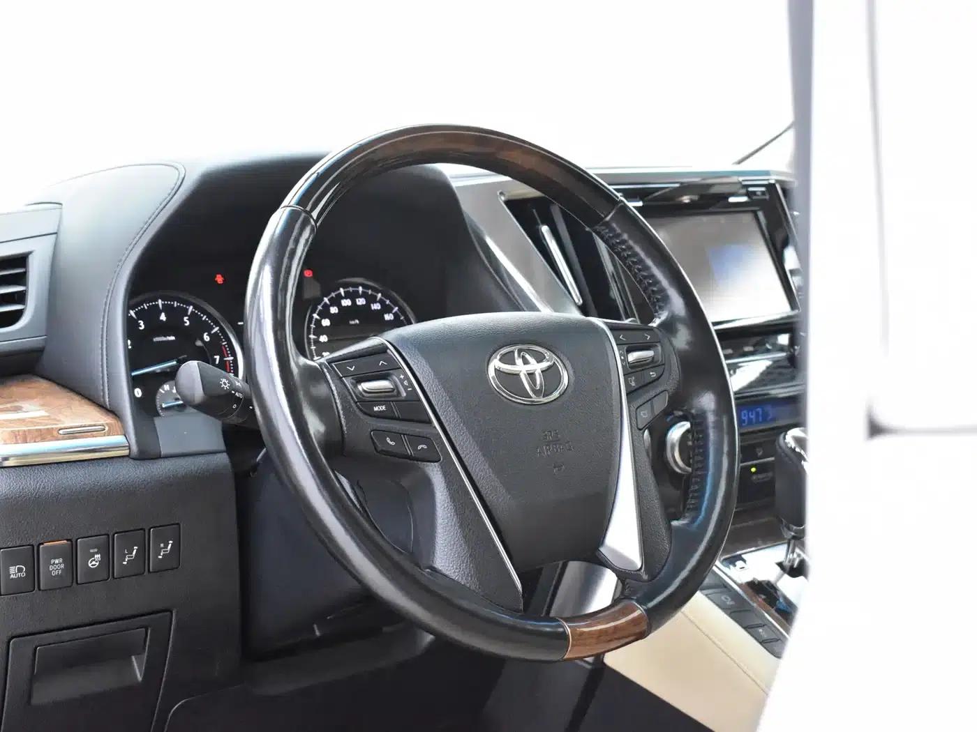 2015 Alphard 3.5L Premium Edition — миниатюра 11