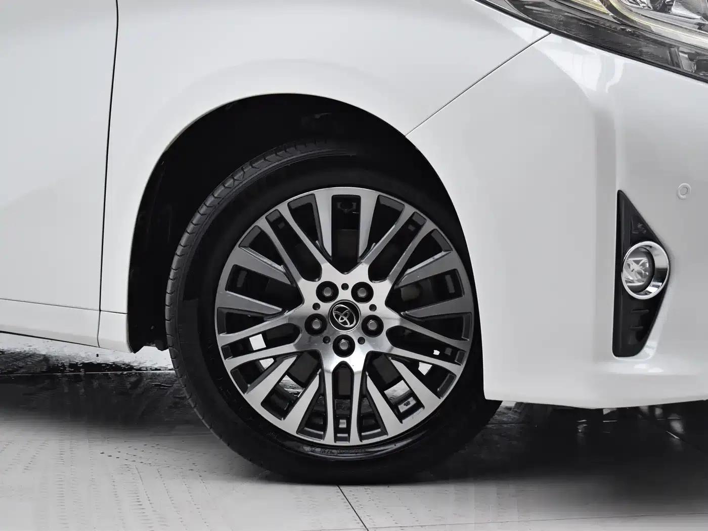 2015 Alphard 3.5L Premium Edition — миниатюра 5