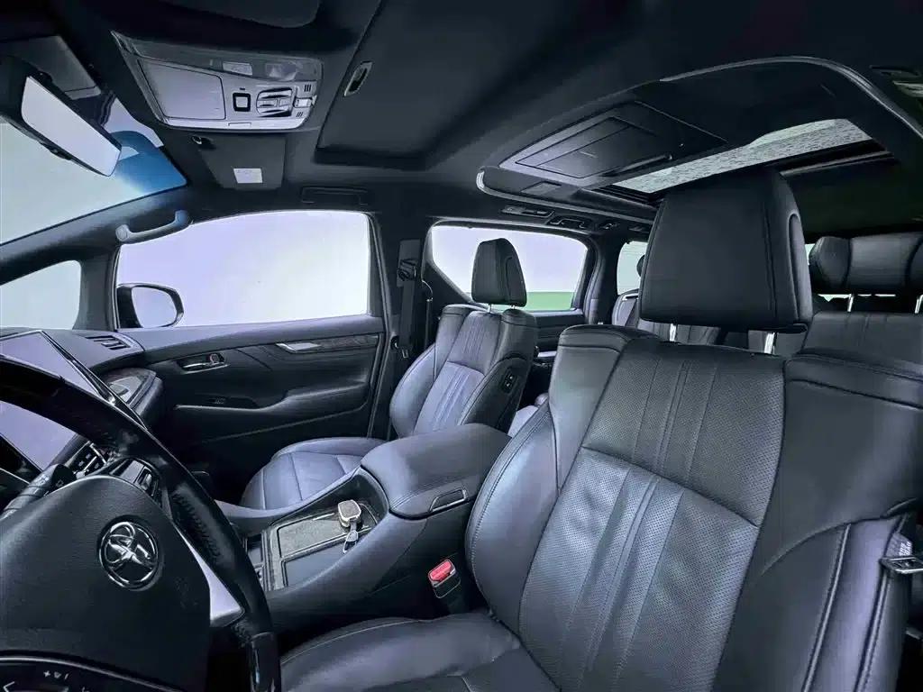 2021 Alphard Hybrid 2.5L Premium Edition — миниатюра 11