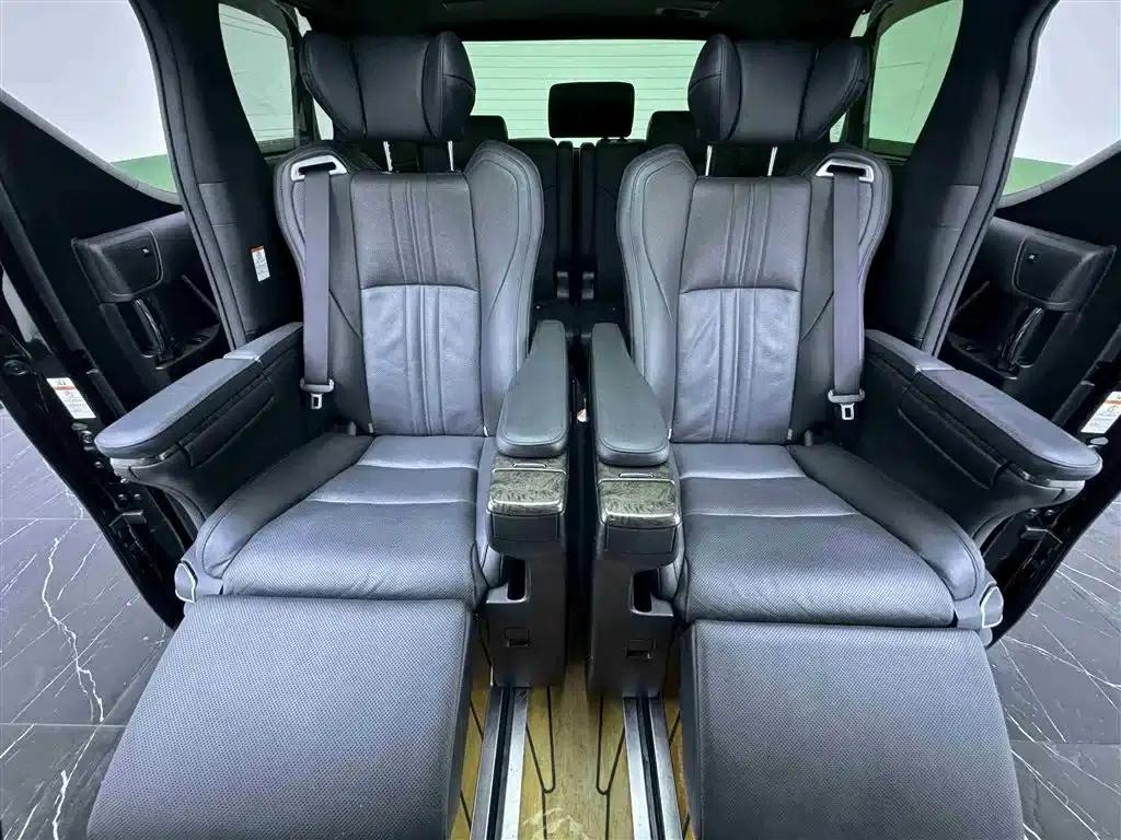 2021 Alphard Hybrid 2.5L Premium Edition — миниатюра 14