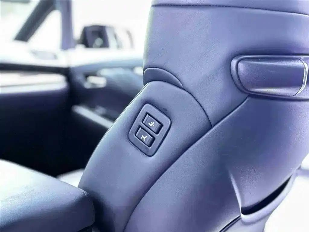 2021 Alphard Hybrid 2.5L Premium Edition — миниатюра 17