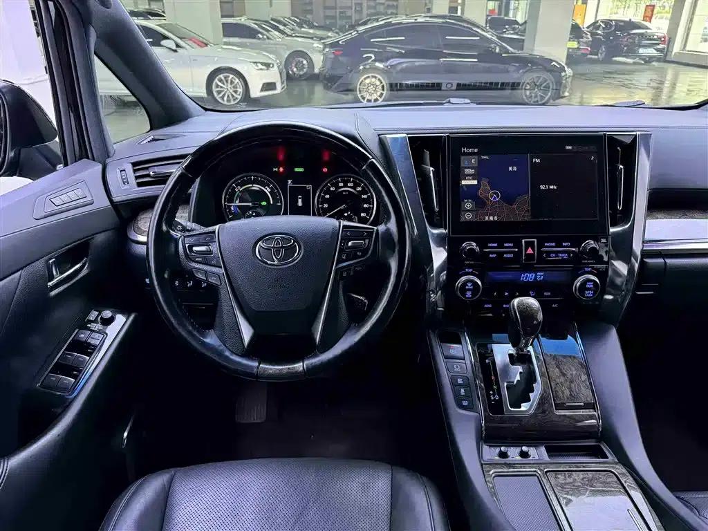 2021 Alphard Hybrid 2.5L Premium Edition — миниатюра 20