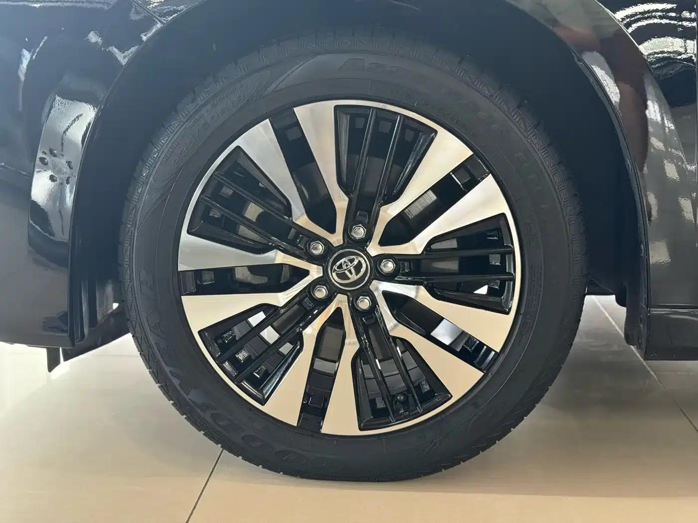 2018 Alphard Facelift 3.5L Premium Edition — миниатюра 28