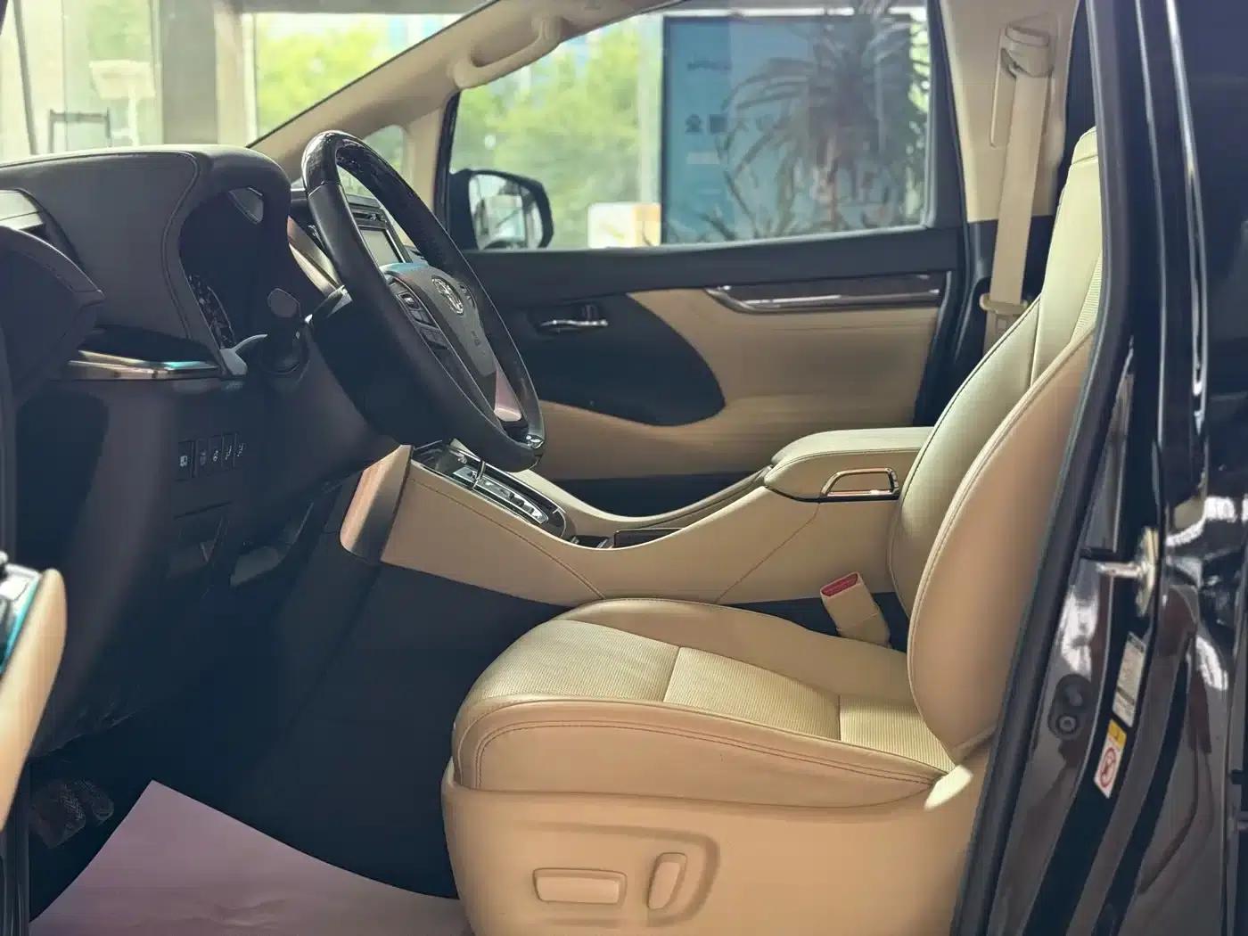2018 Alphard Facelift 3.5L Premium Edition — миниатюра 10