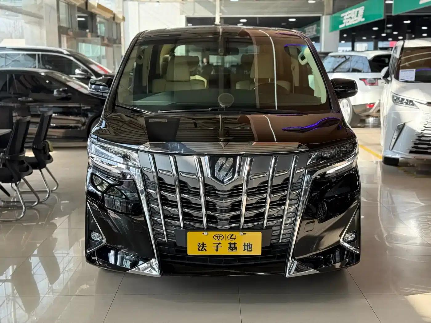 2018 Alphard Facelift 3.5L Luxury Edition — миниатюра 2