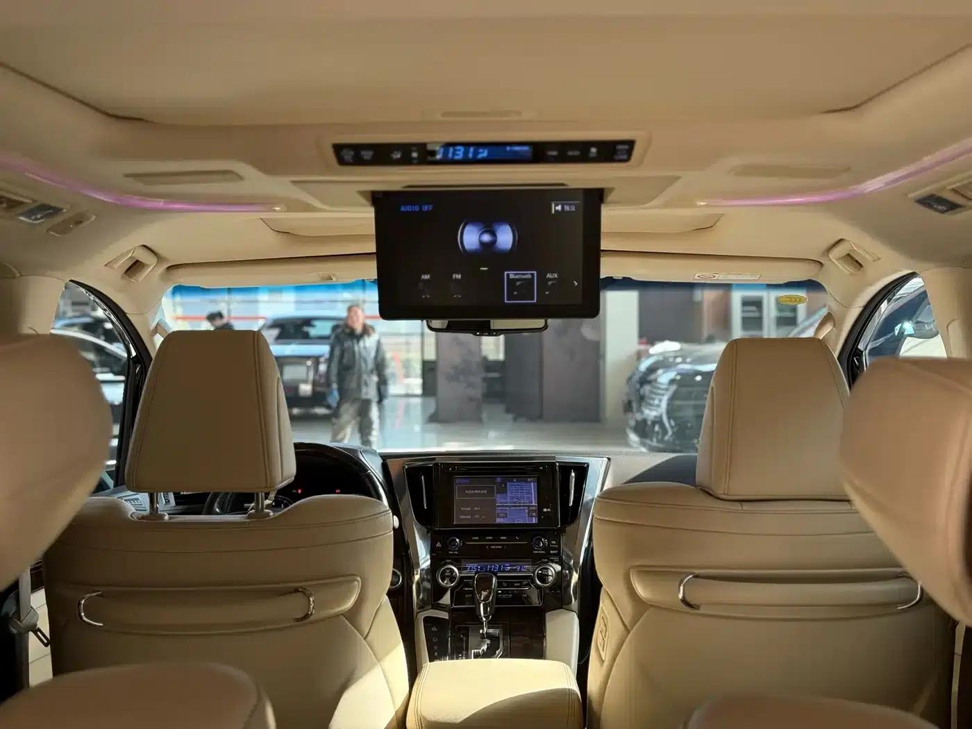2018 Alphard Facelift 3.5L Luxury Edition — миниатюра 22