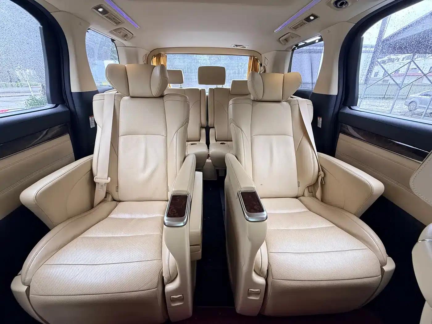 2018 Alphard 3.5L Luxury Edition — миниатюра 13
