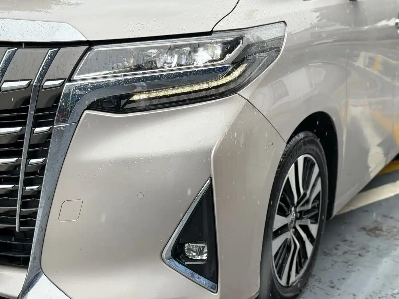 2018 Alphard 3.5L Luxury Edition — миниатюра 16