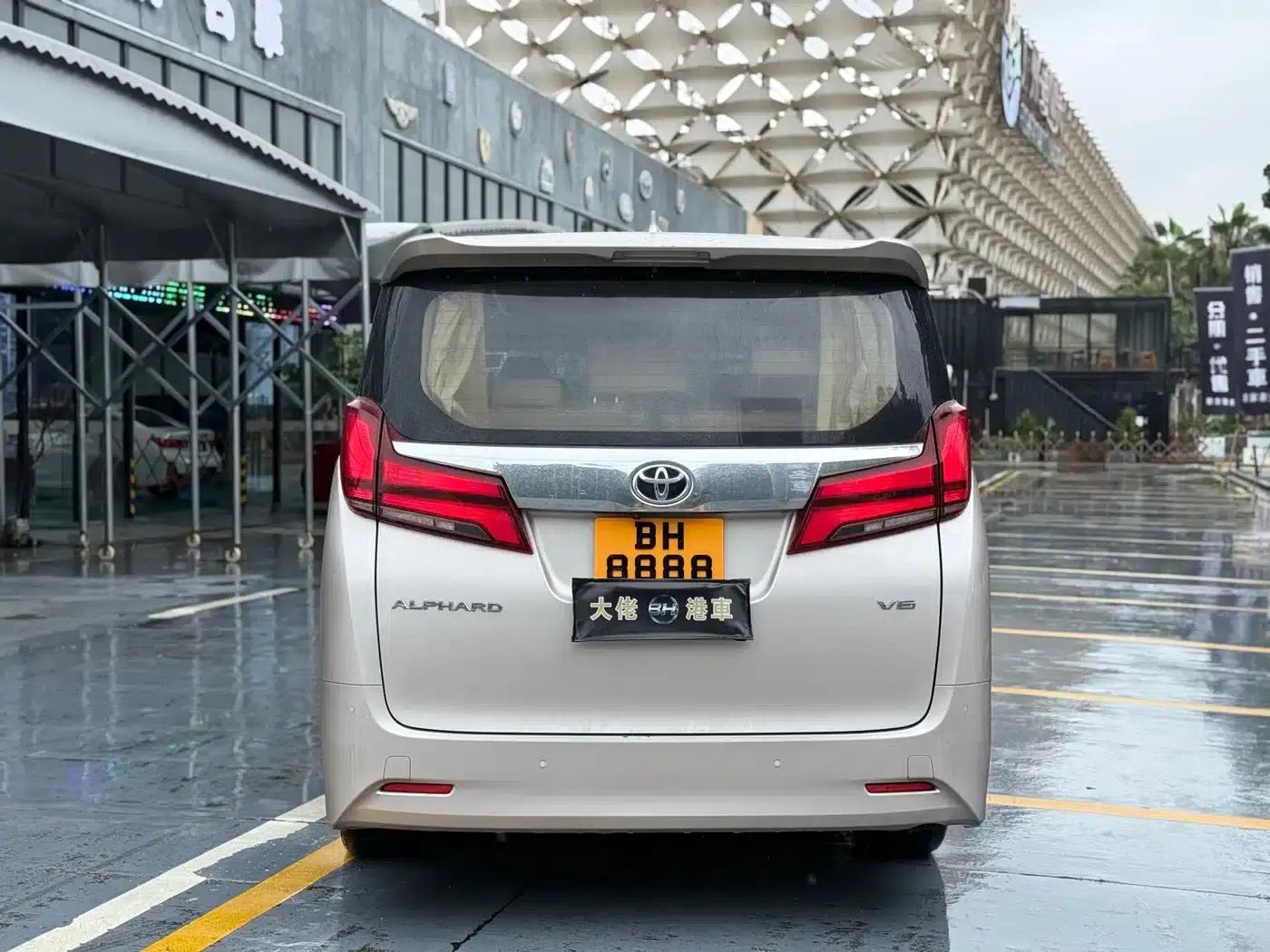 2018 Alphard 3.5L Luxury Edition — миниатюра 6