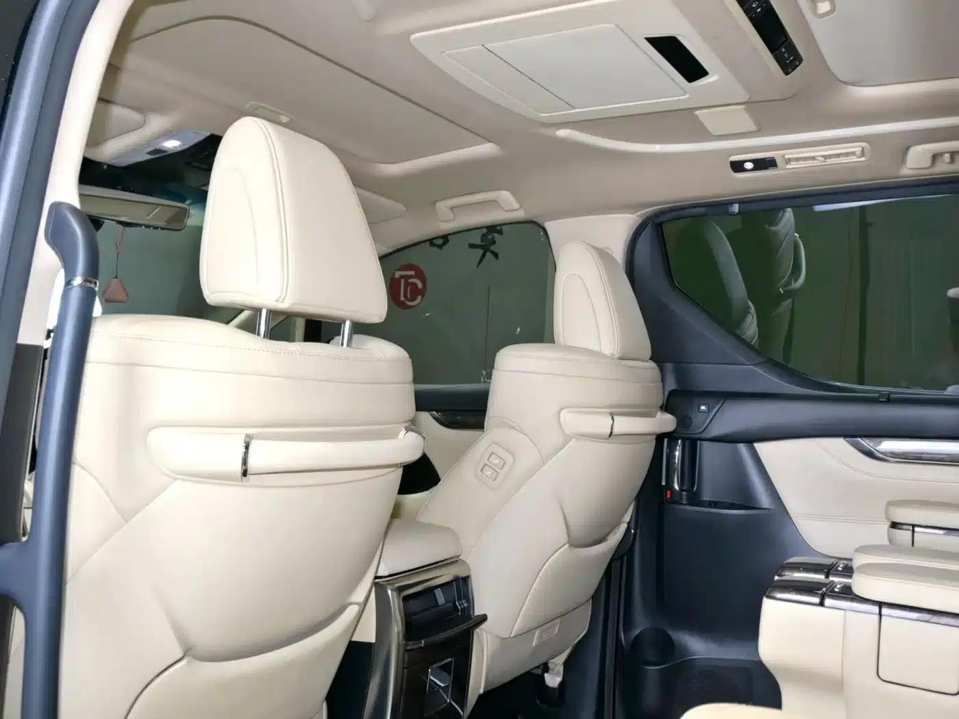 2021 Alphard Hybrid 2.5L Premium Edition — миниатюра 15
