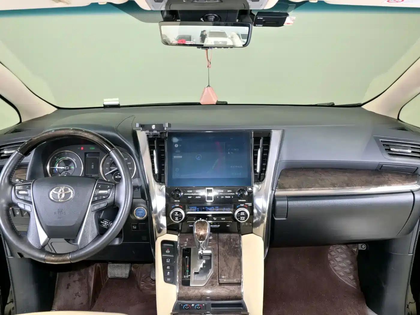 2021 Alphard Hybrid 2.5L Premium Edition — миниатюра 8