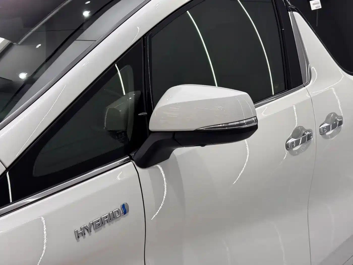 2020 Alphard Hybrid 2.5L Luxury Edition — миниатюра 6